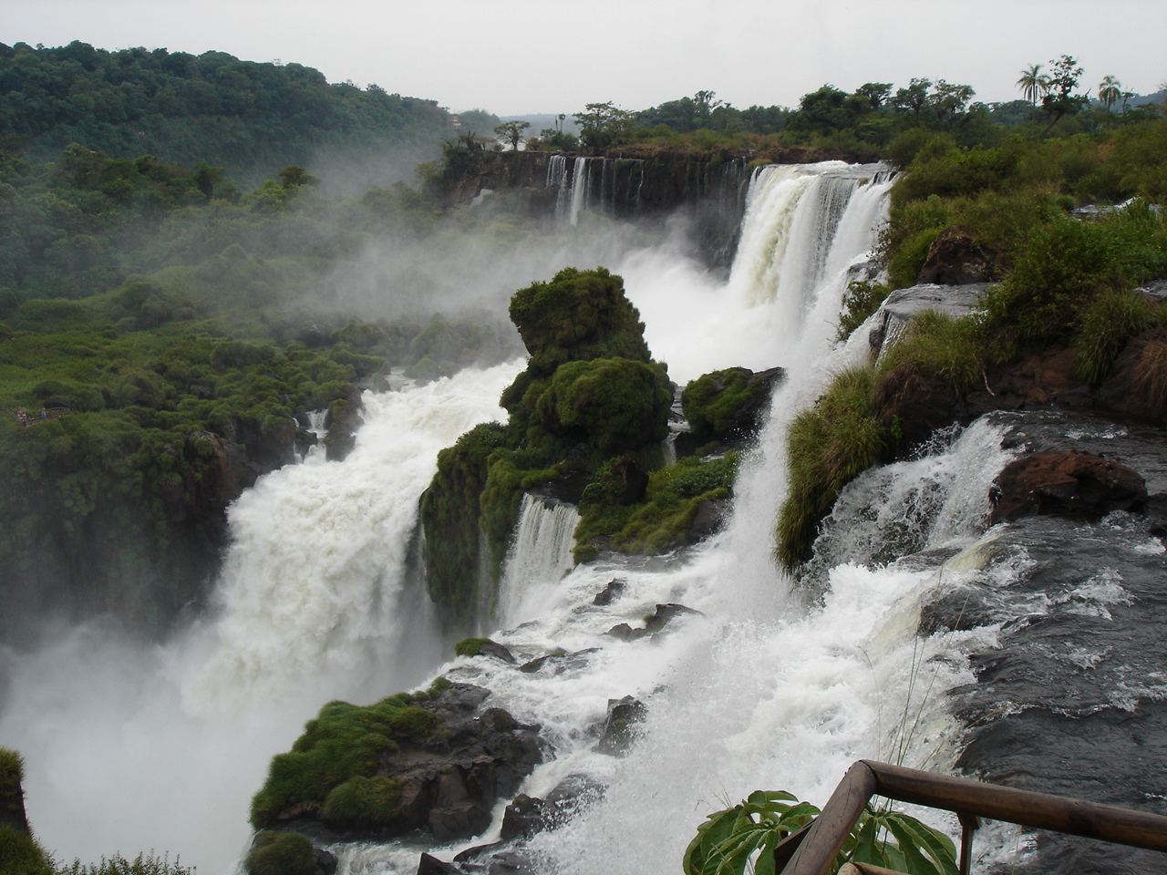 iguazu falls trip from rio